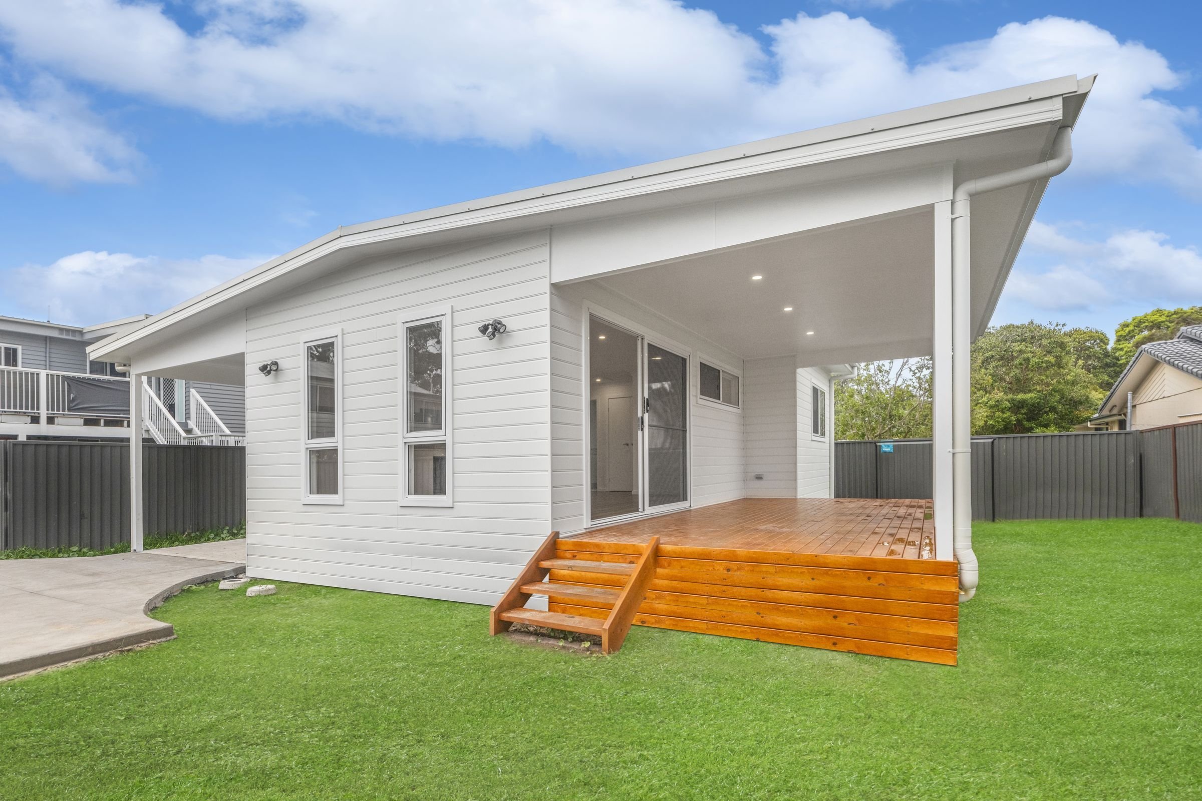 Granny-Flat-with-Carport-Canton-Beach-10