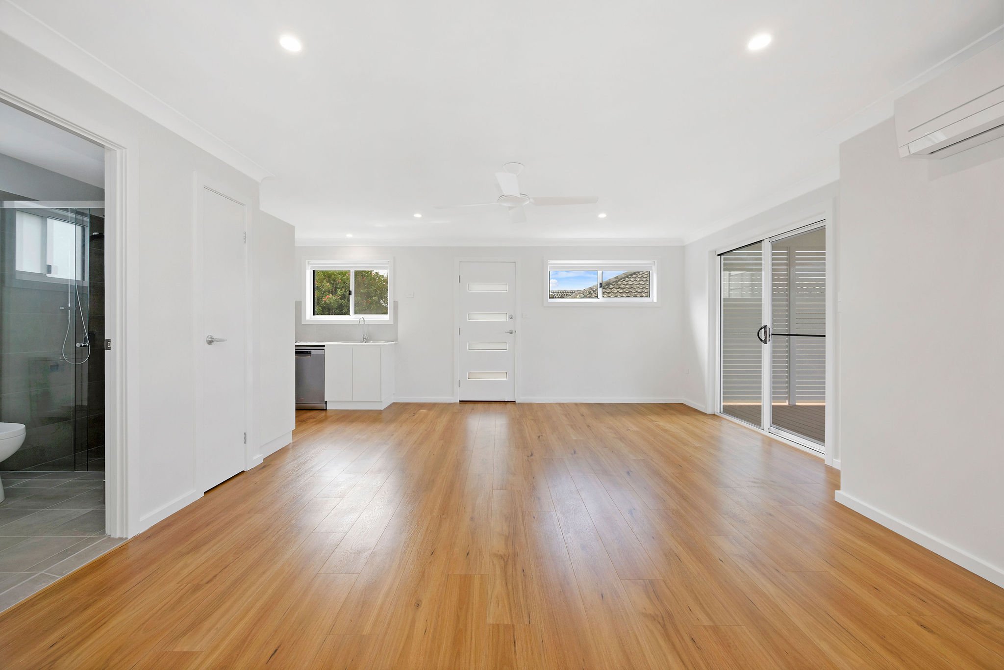 Mollymook-South-Coast-Granny-Flat-Dual-Entrance-4