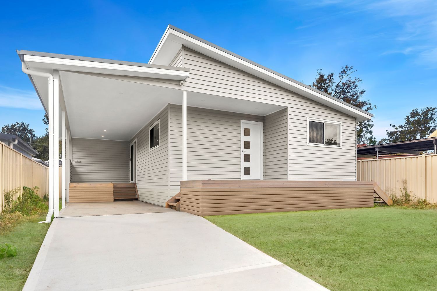 Investment Granny Flat with Carport Built in Umina